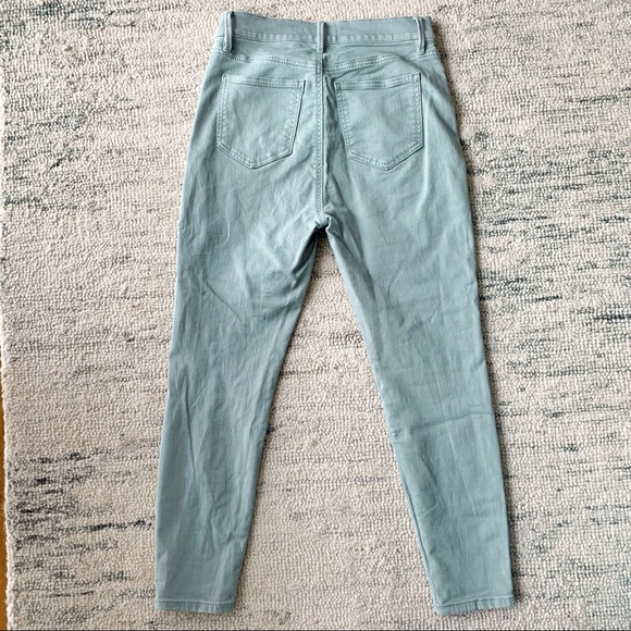 ANNE TAYLOR PETITE SCULPTING POCKET HIGHEST RISE SKINNY JEANS- HERBAL MIST COLOR - Picture 5 of 6